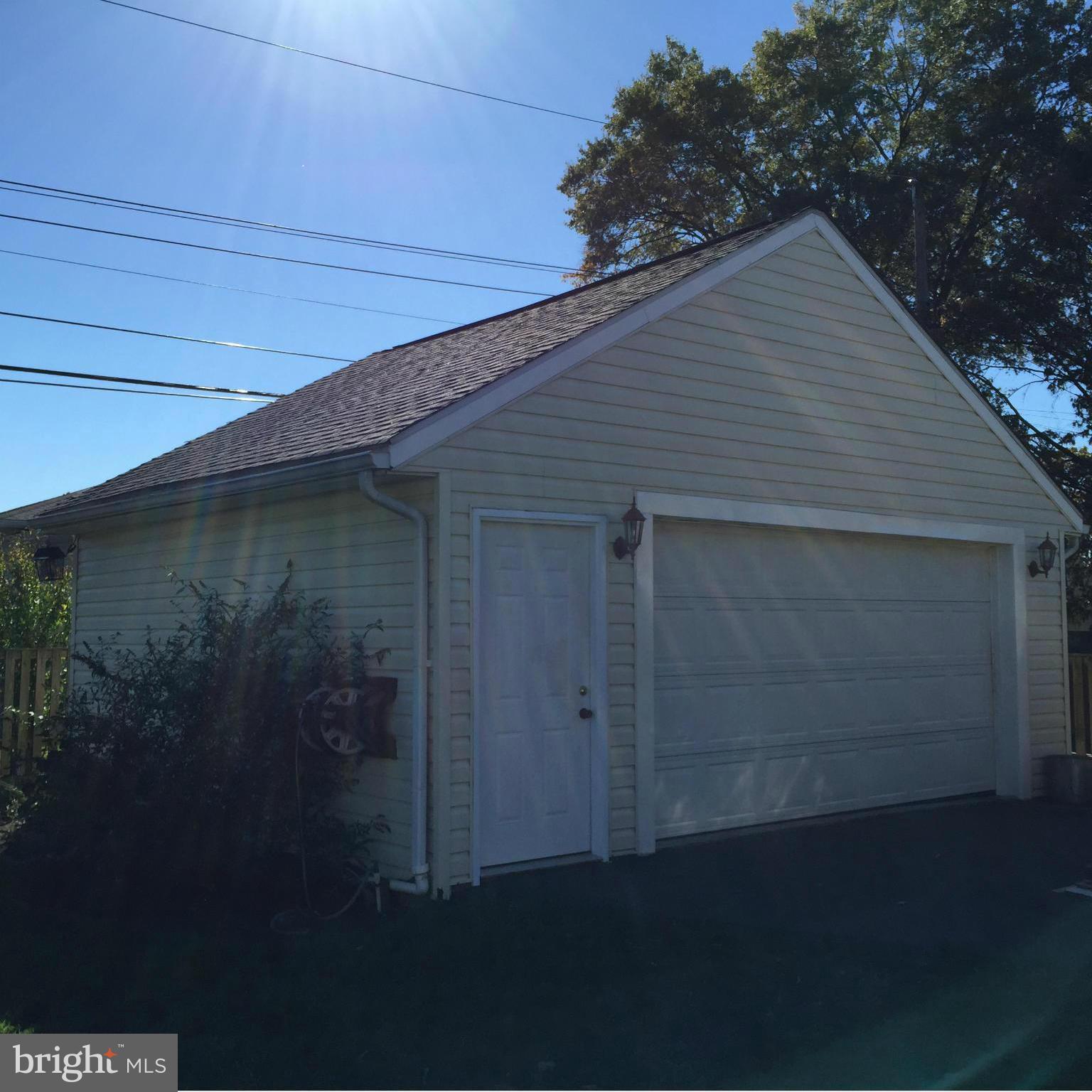605 Cleveland Road Linthicum, MD 21090 - Photo 20 of 27 Exterior (Rear)