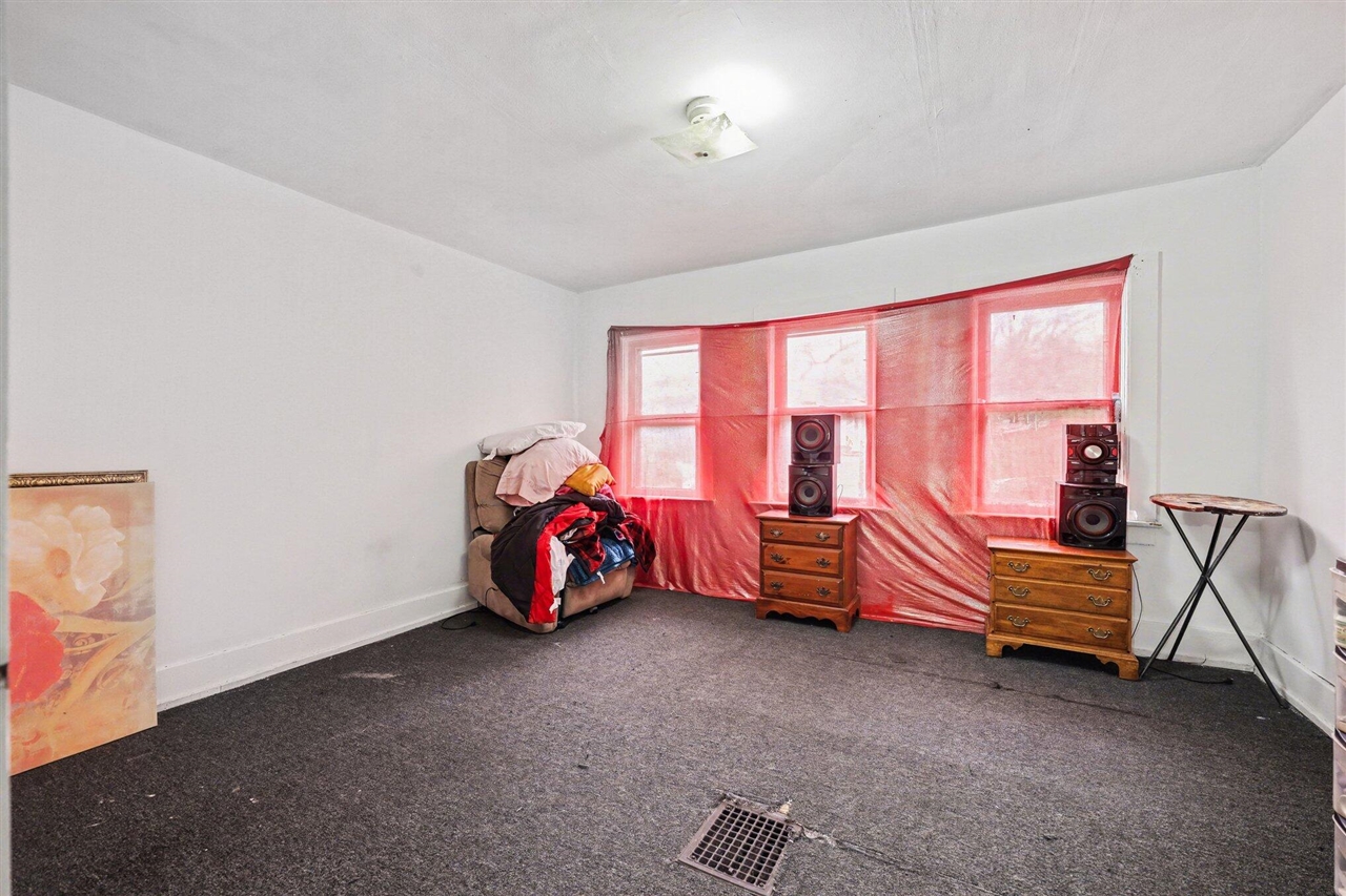 2832 6th Street Muskegon, MI 49444 - Photo 12 of 24