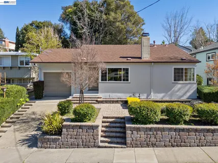 $799,000 | 18810 Madison Avenue, Castro Valley, CA 94546