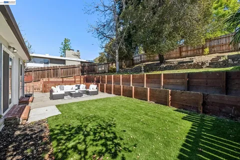 $799,000 | 18810 Madison Avenue, Castro Valley, CA 94546