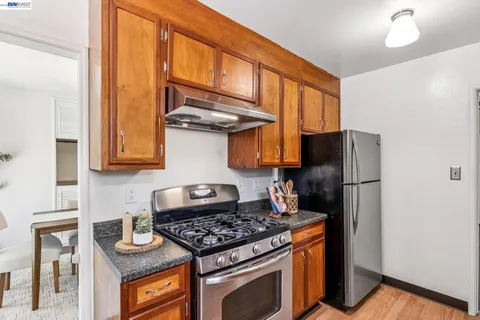 $799,000 | 18810 Madison Avenue, Castro Valley, CA 94546