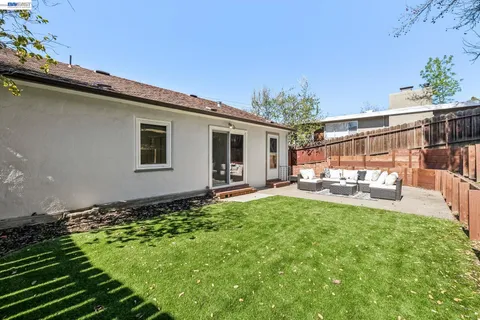 $799,000 | 18810 Madison Avenue, Castro Valley, CA 94546