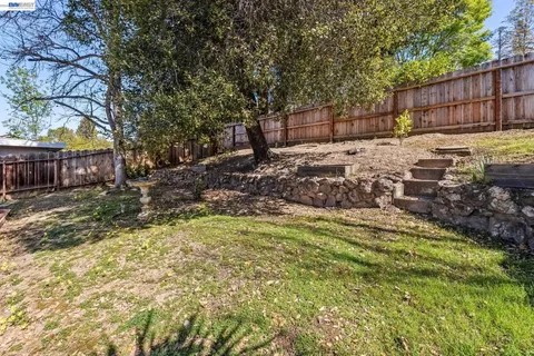 $799,000 | 18810 Madison Avenue, Castro Valley, CA 94546