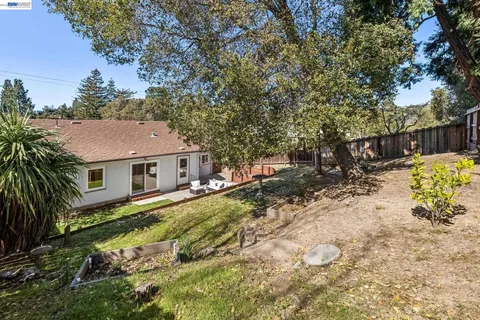 $799,000 | 18810 Madison Avenue, Castro Valley, CA 94546