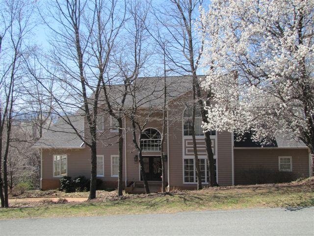 5217 Fox Ridge Road Southwest Roanoke, VA 24018 - Photo 46 of 49 front