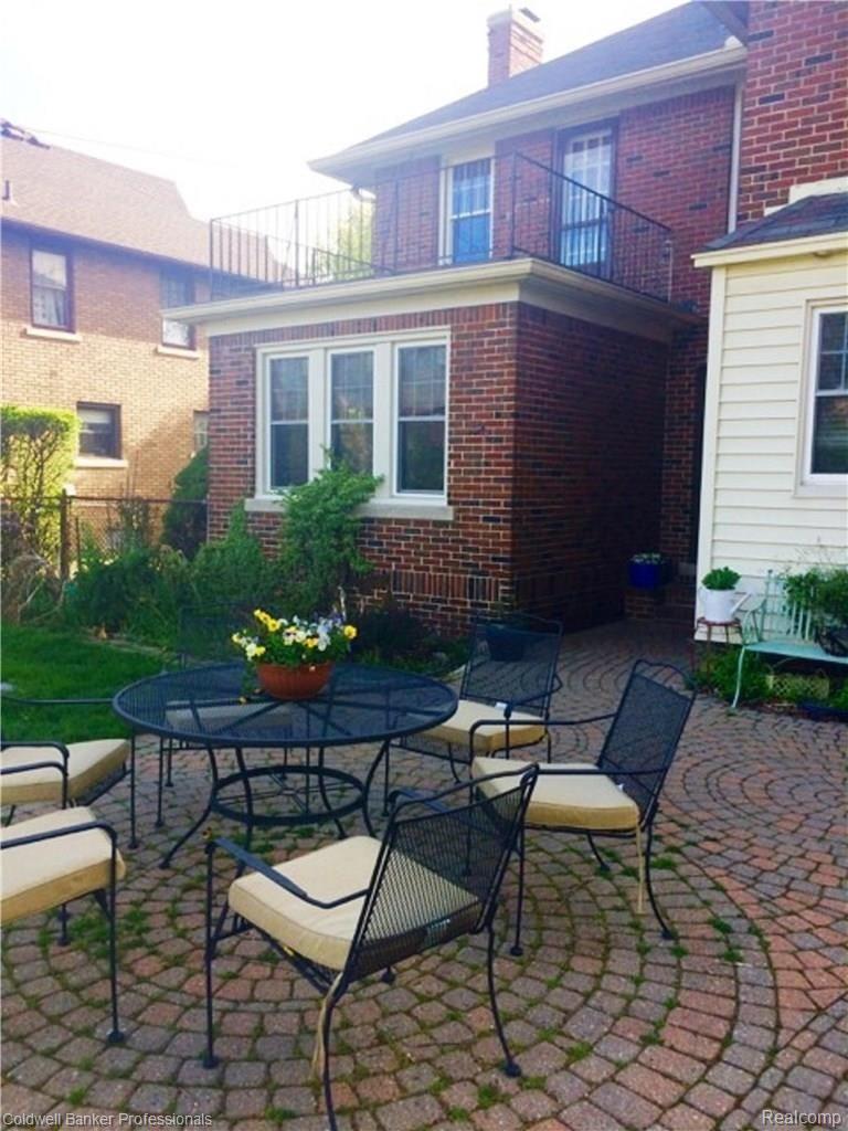 1424 Devonshire Road Grosse Pointe, MI 48230 - Photo 31 of 35 IMG_0736.jpeg