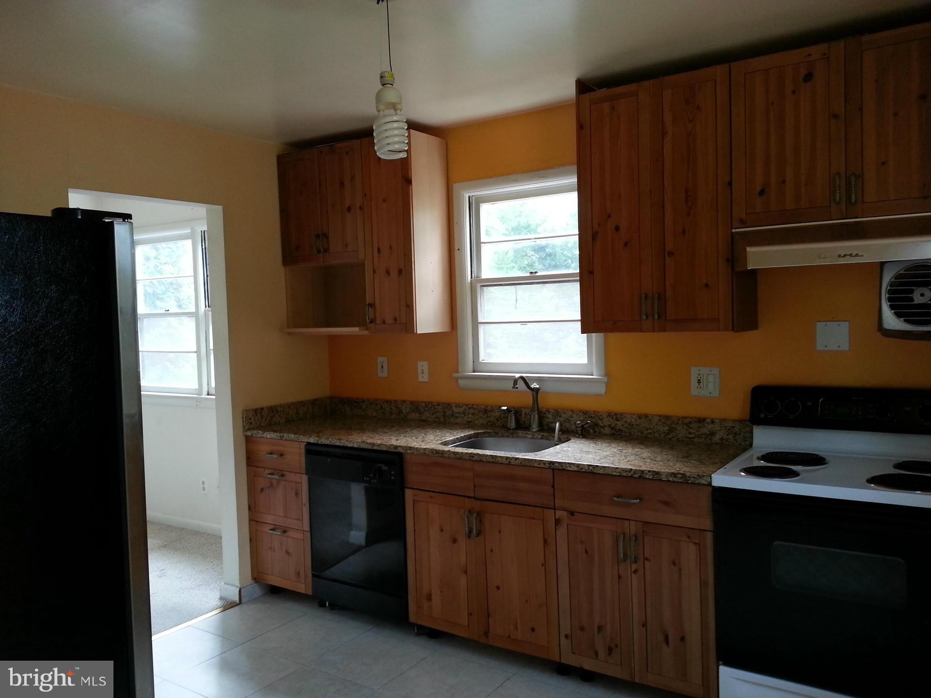 2517 Forest Glen Road Silver Spring, MD 20910 - Photo 12 of 18 Kitchen