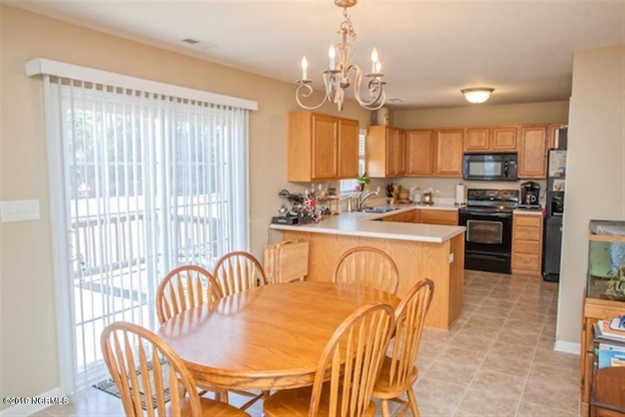 141 Baysden Road Chinquapin, NC 28521 - Photo 10 of 15 20181025120340762594000000-o