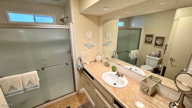 5520 Colonial Road North Fort Myers, FL 33917 - Photo 18 of 44 a bathroom with a granite countertop sink and a mirror