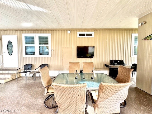 5520 Colonial Road North Fort Myers, FL 33917 - Photo 25 of 44 a living room with furniture and a flat screen tv
