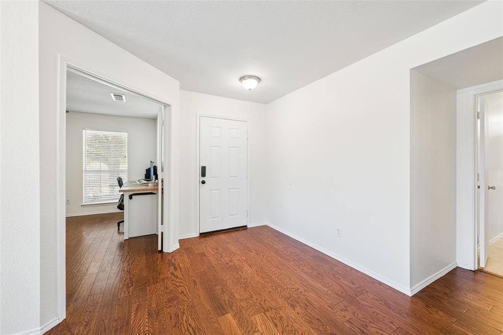 3725 Lazy River Ranch Road Fort Worth, TX 76262 - Photo 4 of 34 Gallery Image 4