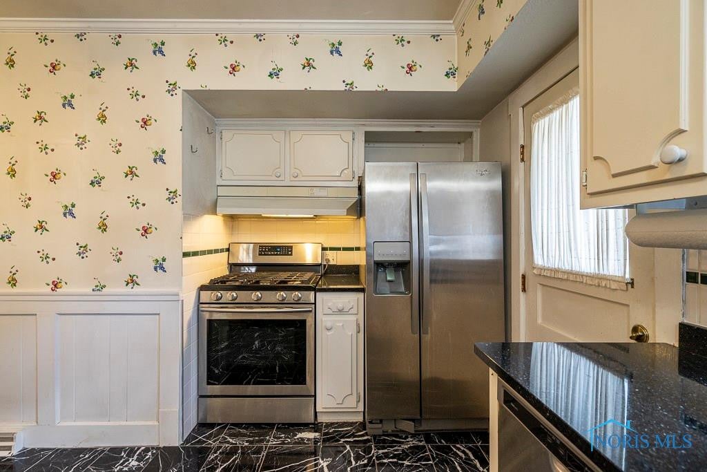 3428 Indian Road Toledo, OH 43606 - Photo 13 of 32 Gallery Image 13