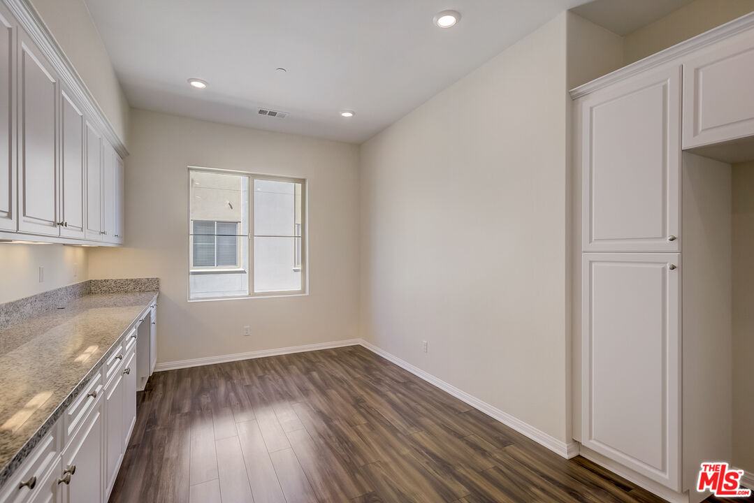 135 Neptune Irvine, CA 92618 - Photo 16 of 30