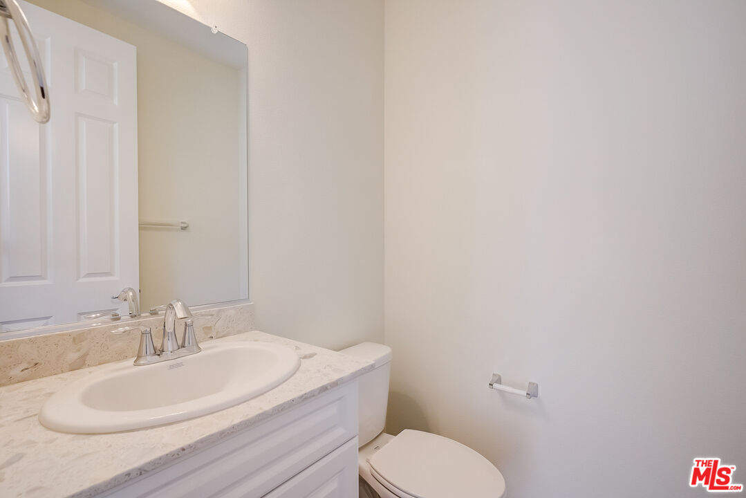 135 Neptune Irvine, CA 92618 - Photo 17 of 30