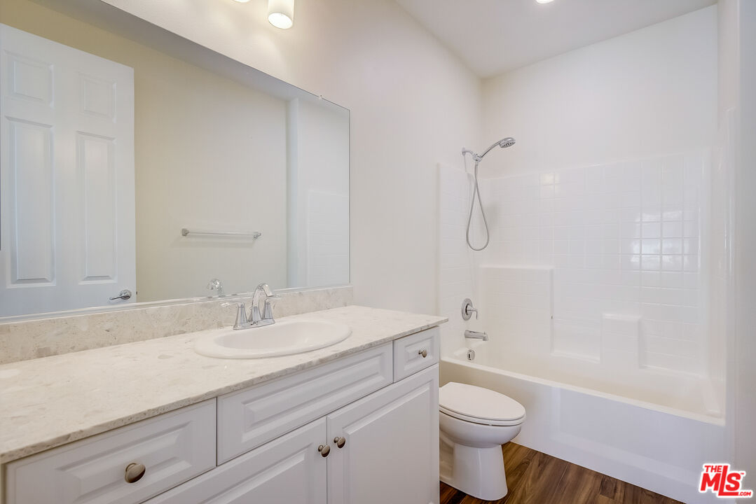 135 Neptune Irvine, CA 92618 - Photo 20 of 30