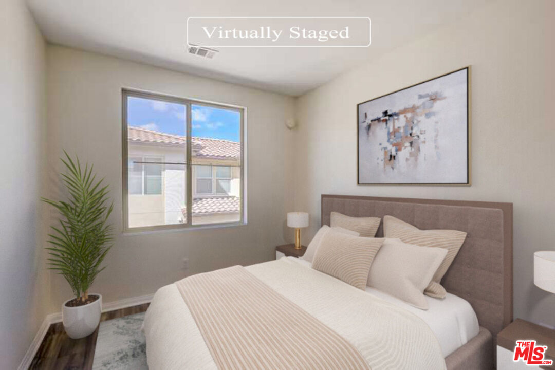 135 Neptune Irvine, CA 92618 - Photo 3 of 30