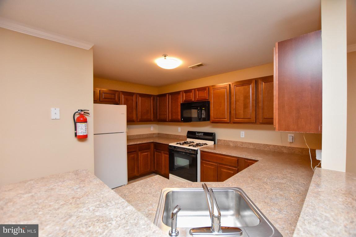 342 Nicholas Drive Delran, NJ 08075 - Photo 8 of 21