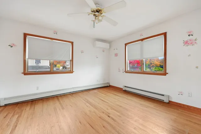 $999,000 | 40 Moshier Street, Greenwich, CT 06831