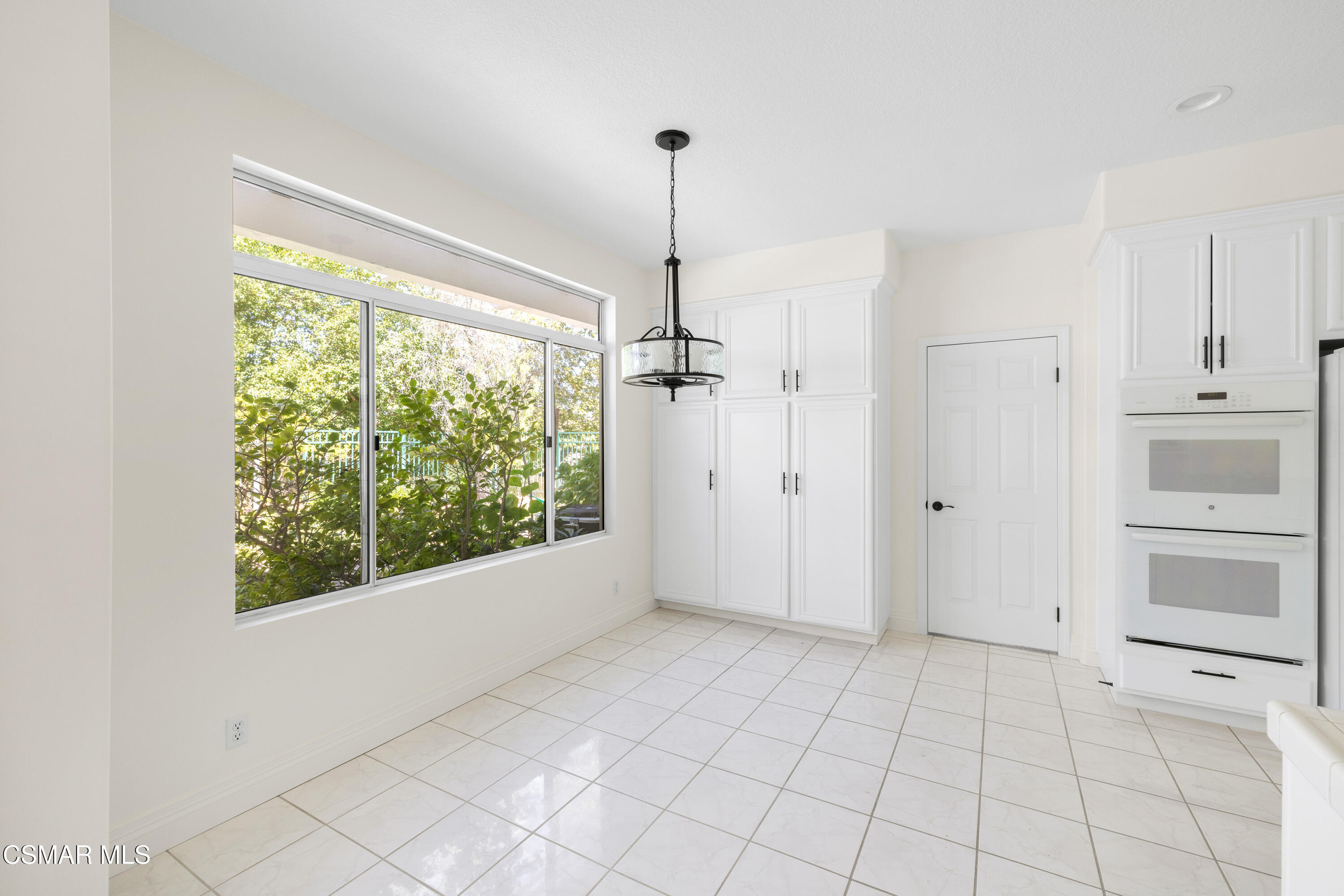 607 Hawks Bill Place Simi Valley, CA 93065 - Photo 10 of 33 HawksBill10 (1)