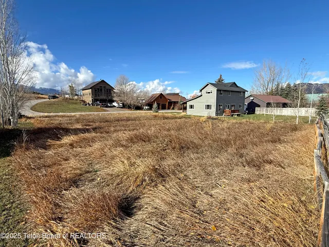 $190,000 | 450 Greys River Loop, Alpine, WY 83128