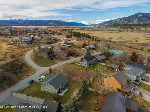 $190,000 | 450 Greys River Loop, Alpine, WY 83128