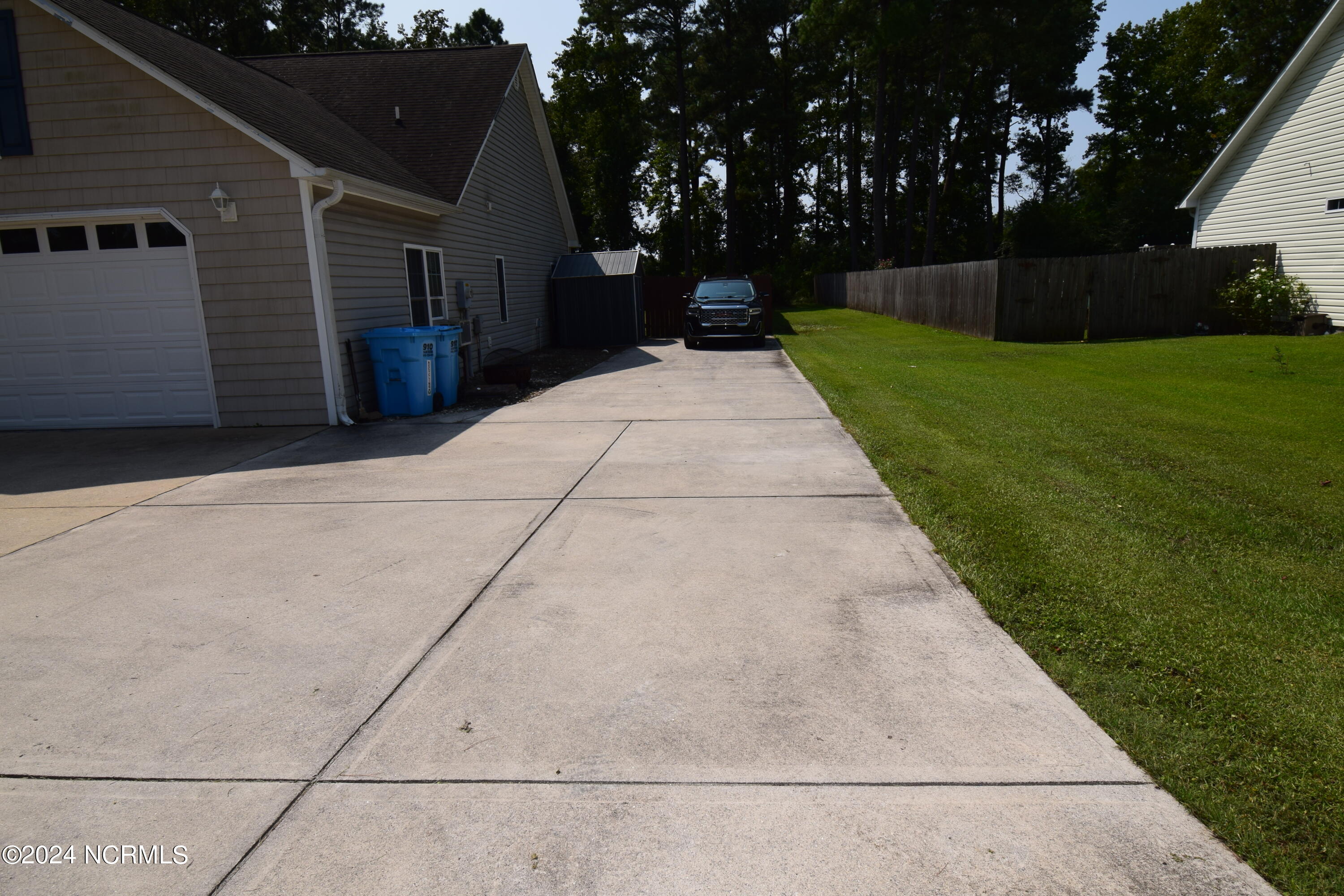 1375 Blue Creek Road Jacksonville, NC 28540 - Photo 6 of 49 DSC_0277