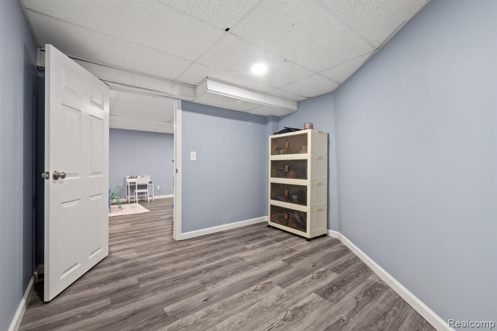 508 Chamberlain Street, Unit 8 Flushing, MI 48433 - Photo 21 of 28 Gallery Image 21