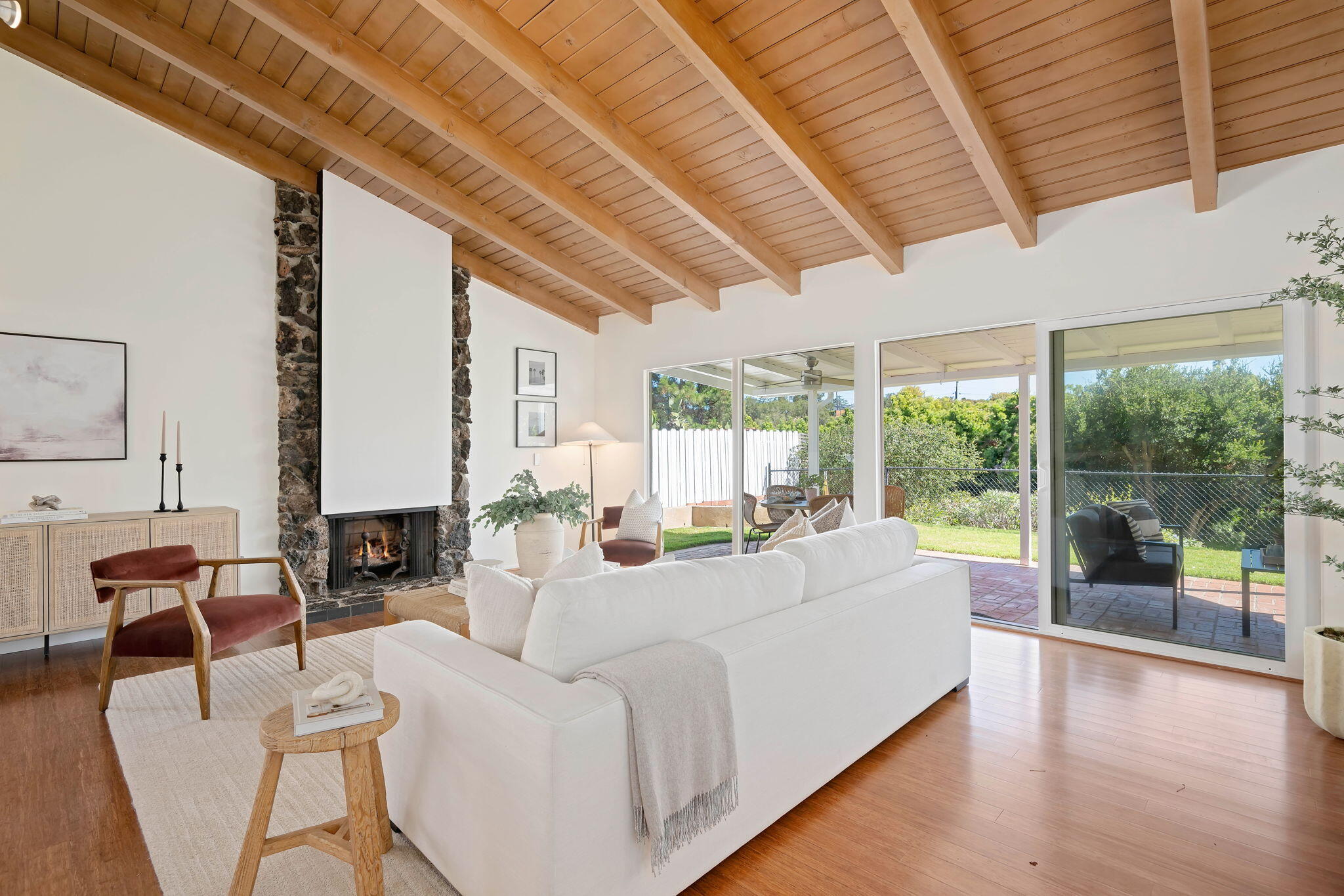 1111 Crestline Drive Santa Barbara, CA 93105 - Photo 3 of 38 03 - Living Room