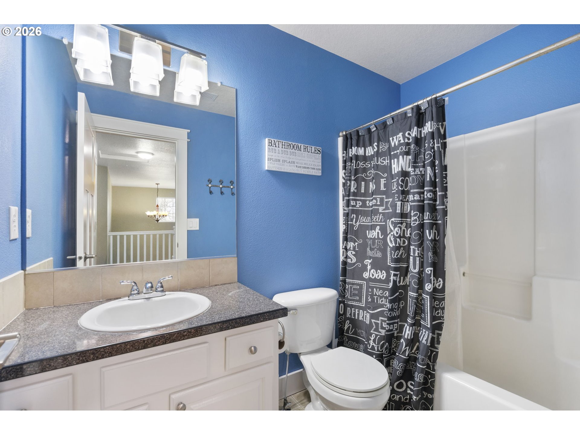 9250 Southwest Sagert Street Tualatin, OR 97062 - Photo 30 of 36 Bathroom