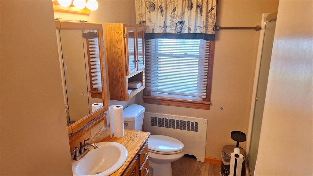 115 Senator Street Springfield, MA 01129 - Photo 8 of 20