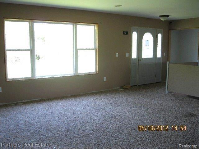 4355 Wheeler Road Fowlerville, MI 48836 - Photo 2 of 14 Great Room
