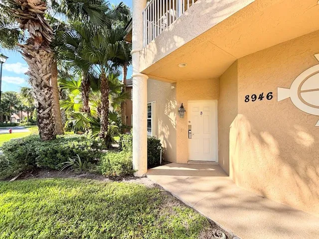 a view of a back yard of the house