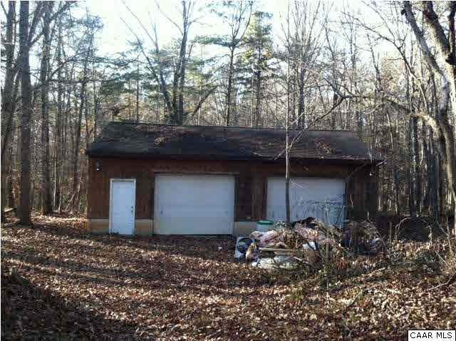 1790 Goodwin Store Road Louisa, VA 23093 - Photo 7 of 14 a backyard of a house with lots of green space