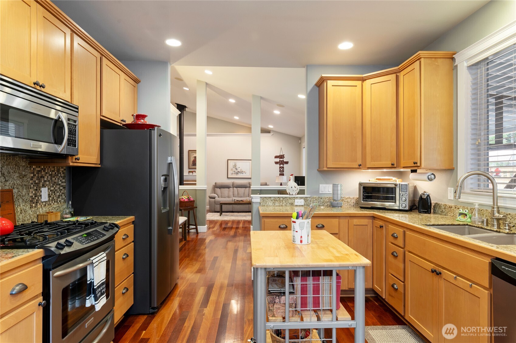101 East Rhododendron Lane Union, WA 98592 - Photo 28 of 34 Gallery Image 28