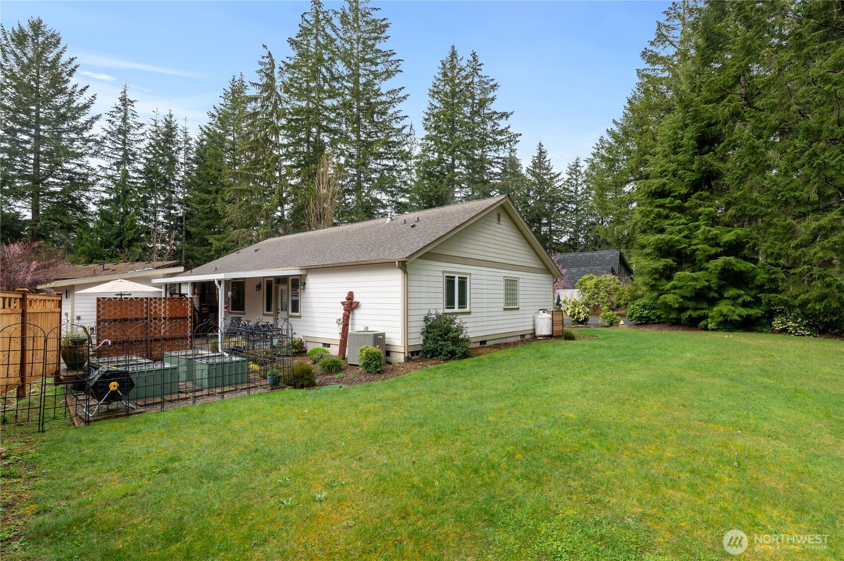 101 East Rhododendron Lane Union, WA 98592 - Photo 4 of 34 Gallery Image 4