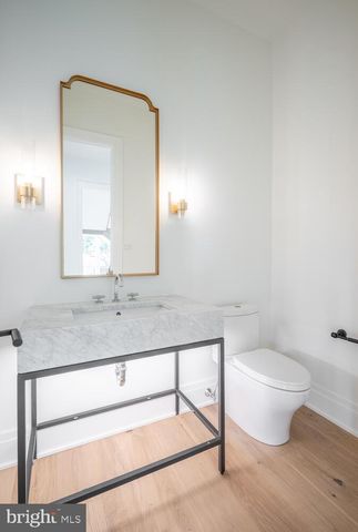 $2,570,607 | 2398 North Quincy Street, Arlington, VA 22207