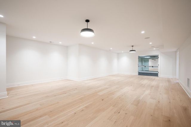 $2,570,607 | 2398 North Quincy Street, Arlington, VA 22207