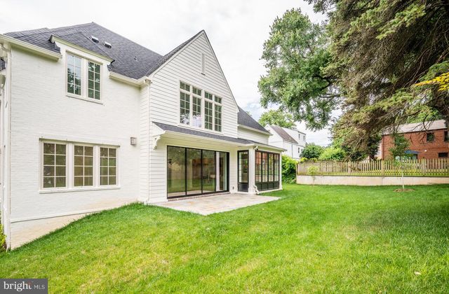 $2,570,607 | 2398 North Quincy Street, Arlington, VA 22207