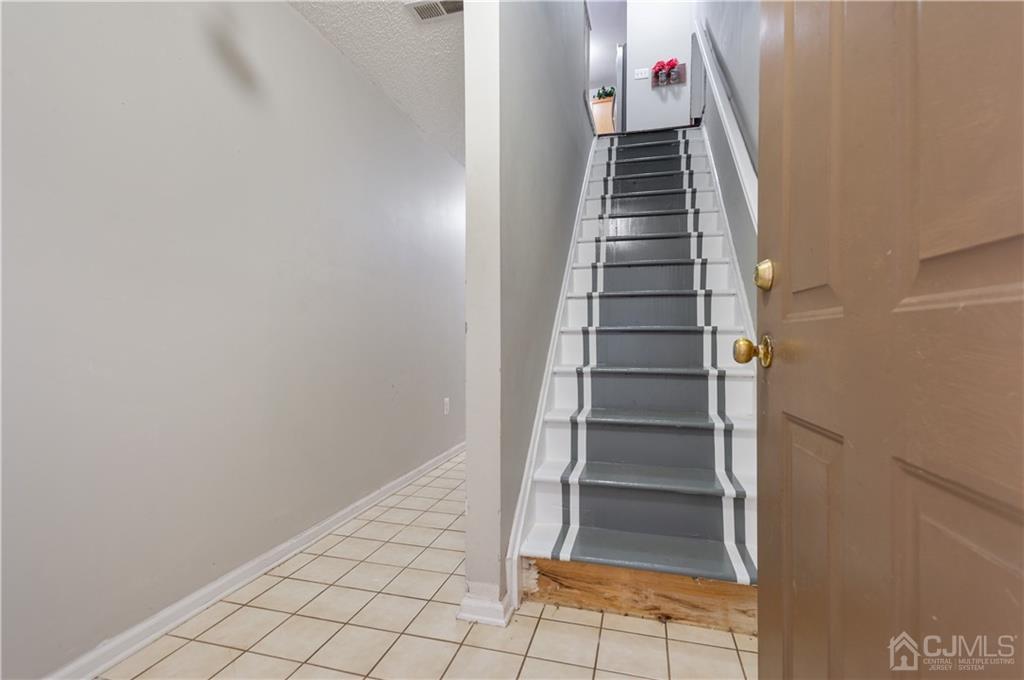 166 Prestwick Way, Unit 166 Edison, NJ 08820 - Photo 2 of 21 Gallery Image 2