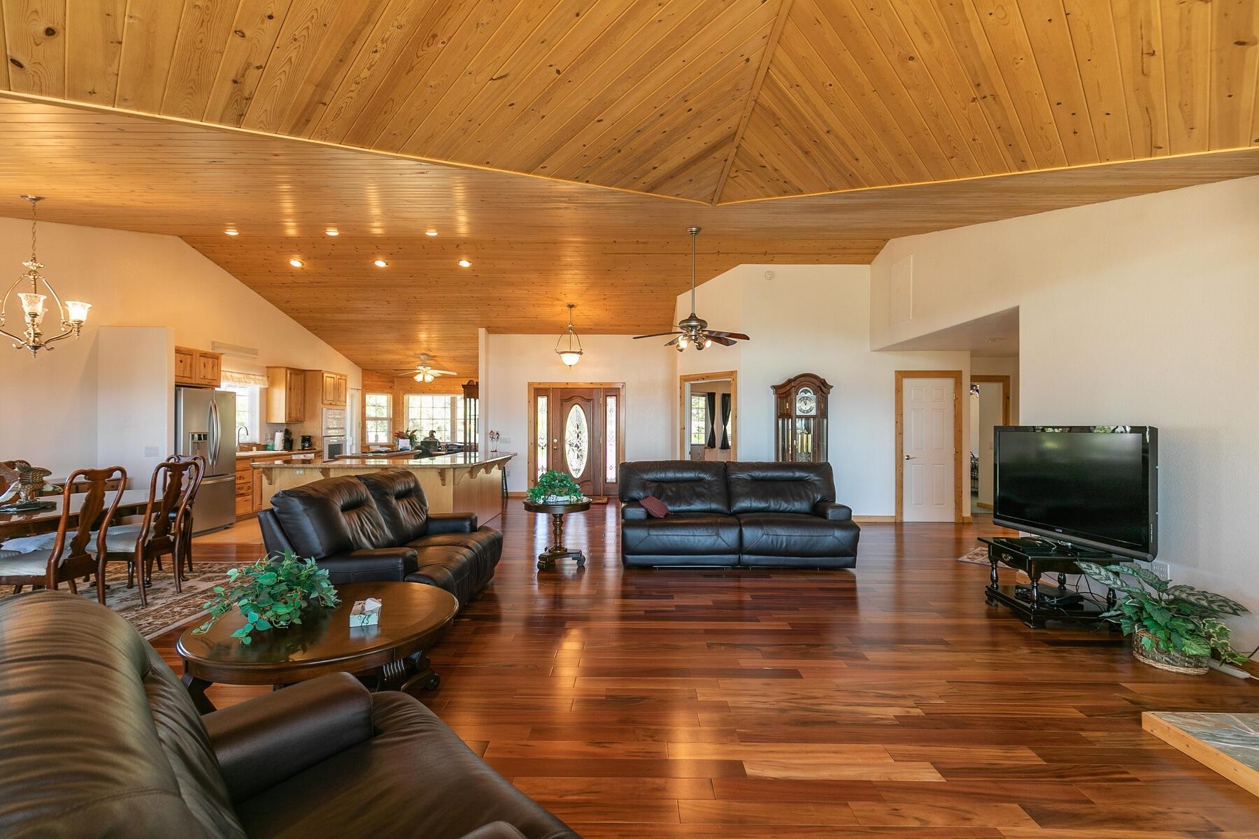 80093 Panoramic Road Portola, CA 96122 - Photo 4 of 21 Gallery Image 4