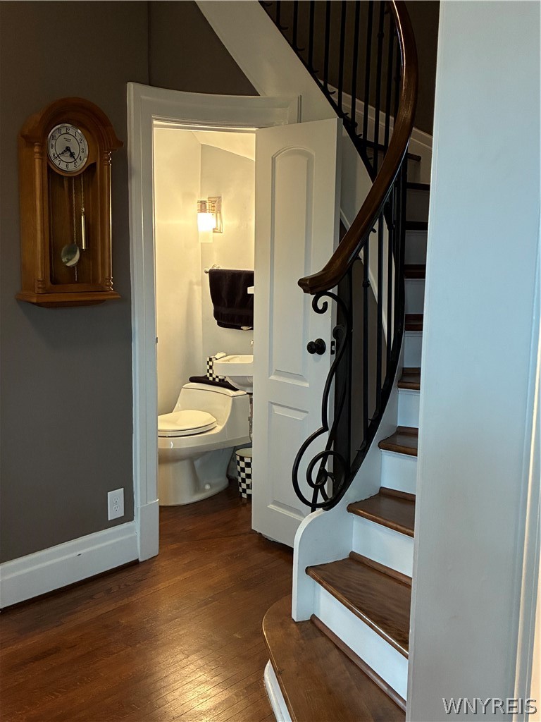 5079 Forest Road Lewiston, NY 14092 - Photo 34 of 50 -ORIGINAL HARDWOOD FLRS/1/2 BATH
