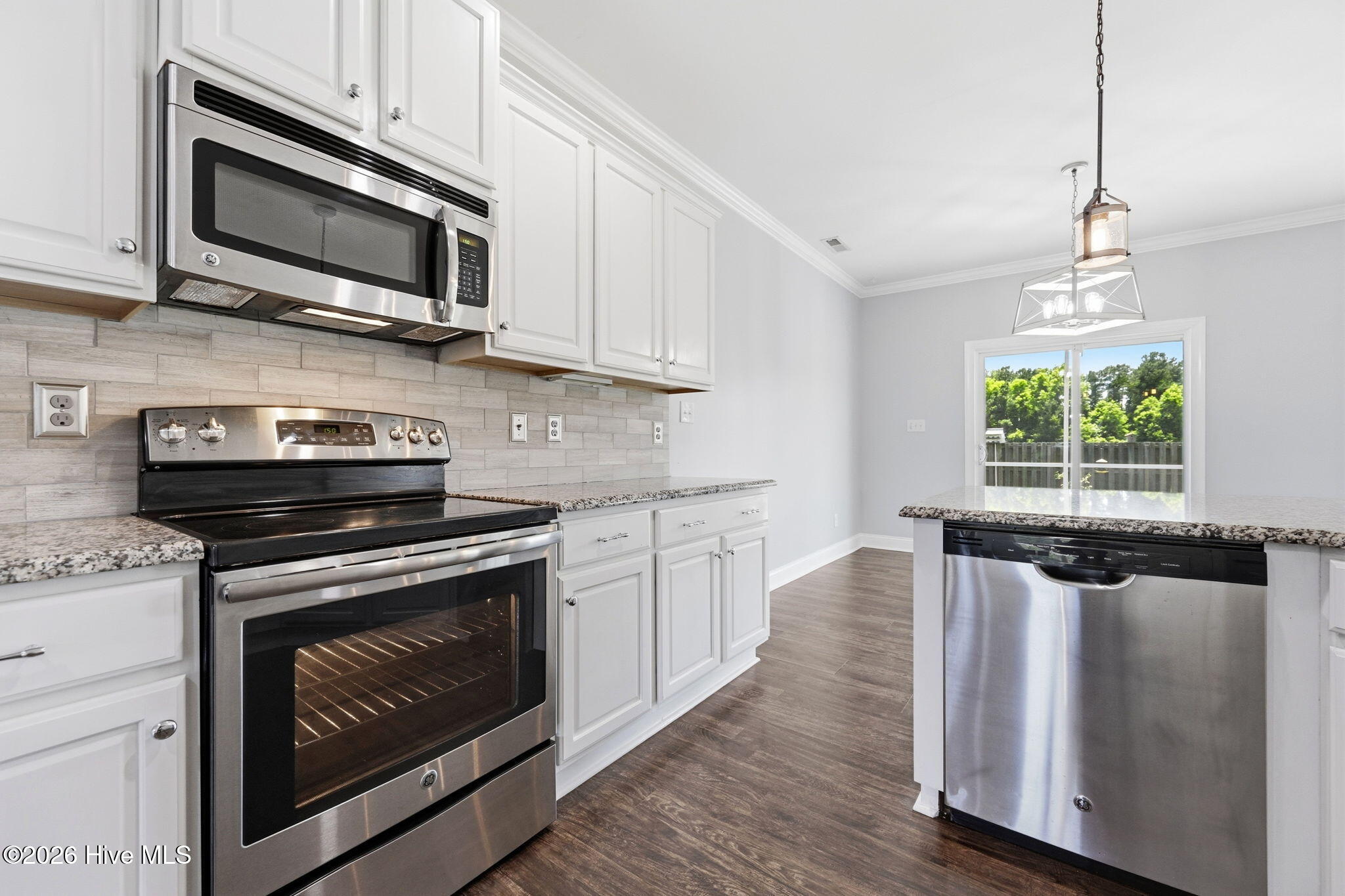 506 Island Branch Road Jacksonville, NC 28546 - Photo 10 of 56