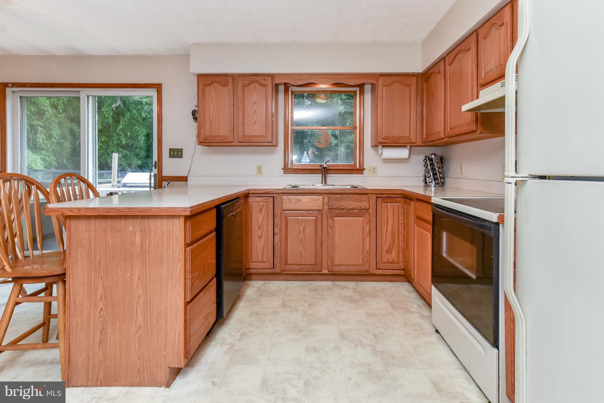 215 Codjus Drive Rising Sun, MD 21911 - Photo 4 of 18 Kitchen