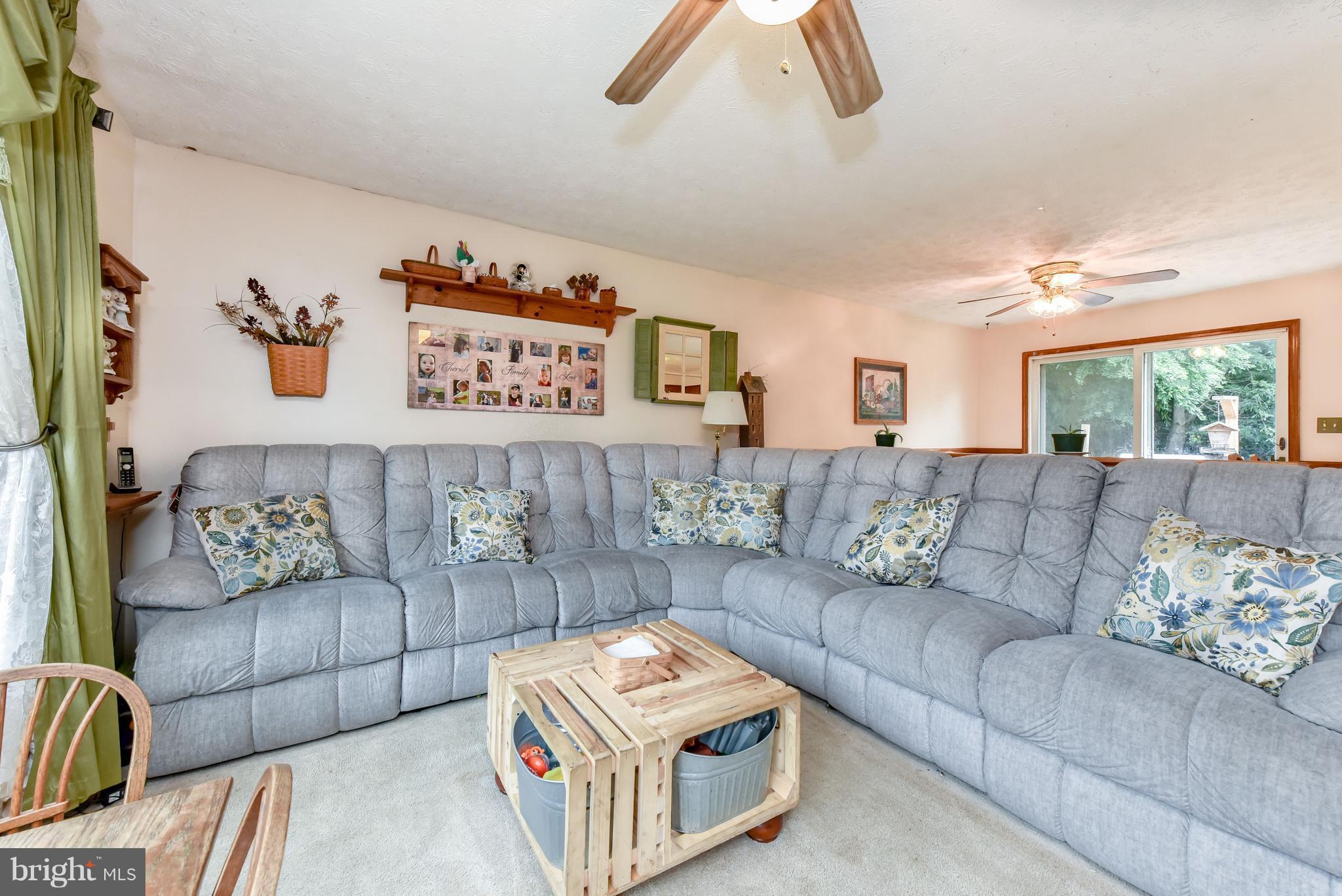 215 Codjus Drive Rising Sun, MD 21911 - Photo 7 of 18 Living Room