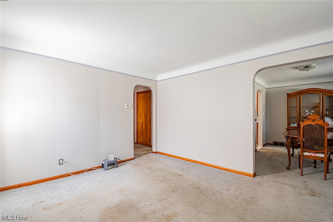 11000 McCracken Road Cleveland, OH 44125 - Photo 6 of 32