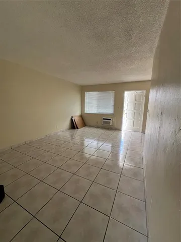 $1,495 | 1810 East Oakland Park Boulevard, Unit 10, Fort Lauderdale, FL 33306