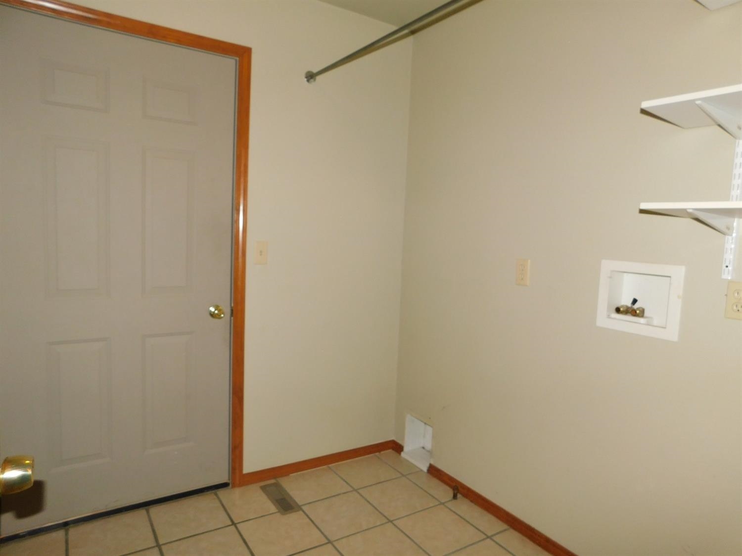 9102 Estates Drive Demotte, IN 46310 - Photo 29 of 30 1500x1124