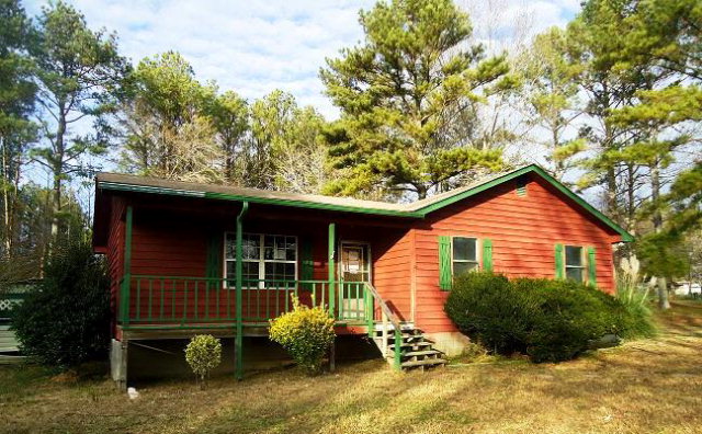 1875 Raburn Road Northeast Dalton, GA 30721 - Photo 1 of 1 Main View