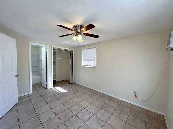 $1,400 | 255 Pineapple Street, Unit 3, Englewood, FL 34223