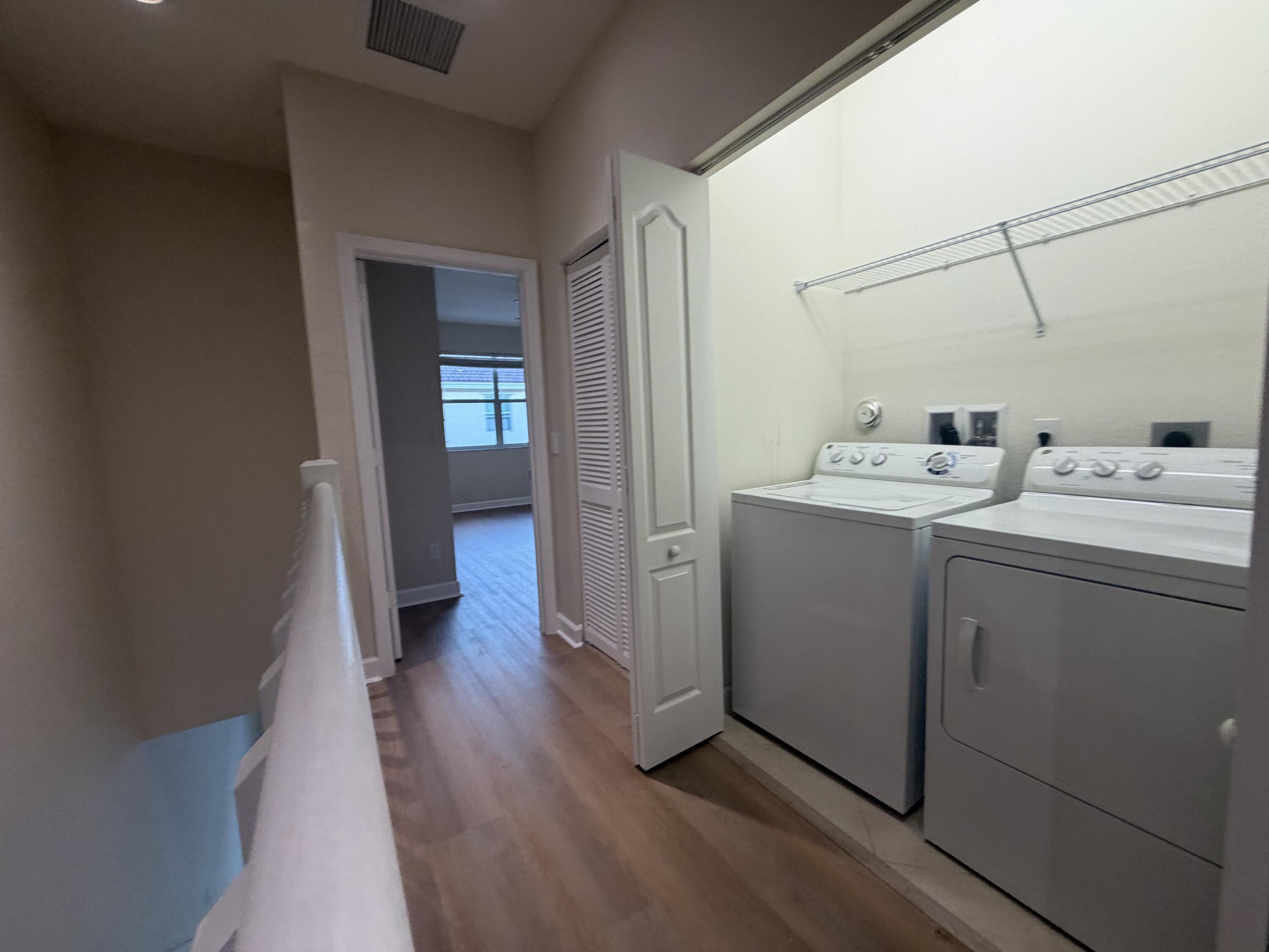 9491 Southwest Merlin Court Stuart, FL 34997 - Photo 25 of 45 IMG_4113